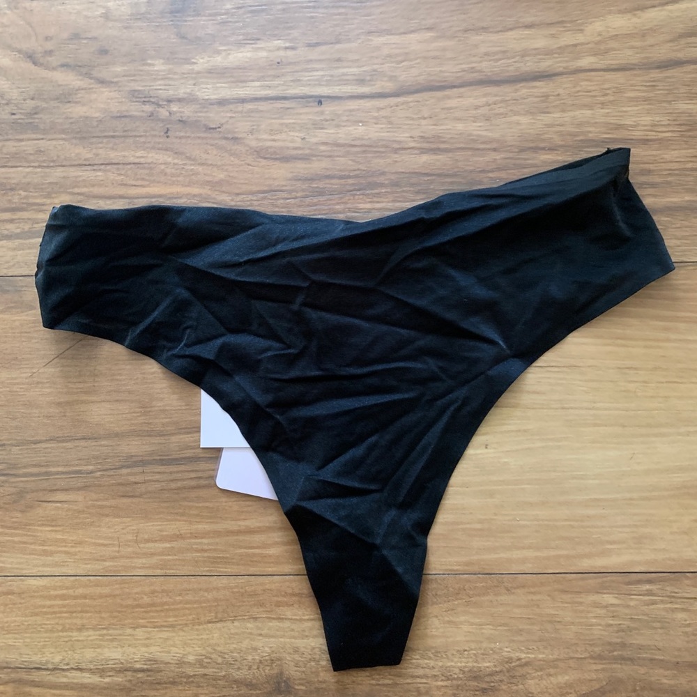 Savage Fenty Black Thong